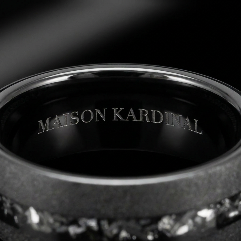 Signature MAISON KARDINAL gravée à l&